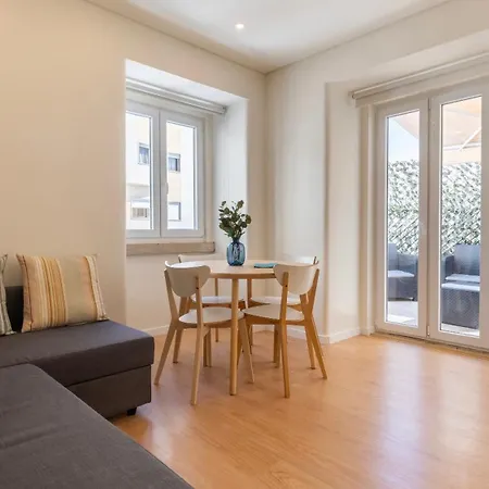 Homely 2bdr With Terrace By Lovelystay Lisbon