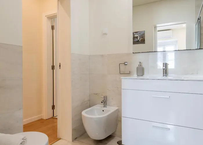 Homely 2bdr With Terrace By Lovelystay Apartmán *