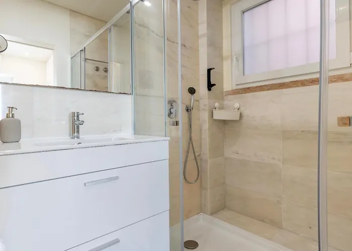 Homely 2bdr With Terrace By Lovelystay Apartmán *
