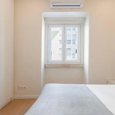 Homely 2bdr With Terrace By Lovelystay