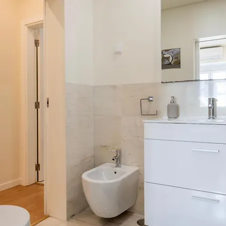 Homely 2bdr With Terrace By Lovelystay Apartment *