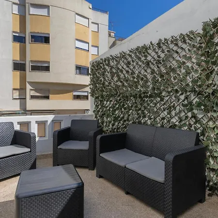 Homely 2bdr With Terrace By Lovelystay Apartment Lissabon